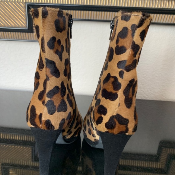 Leopard Print Pony Hair Ankle Boots - Size 7 - Picture 2 of 9